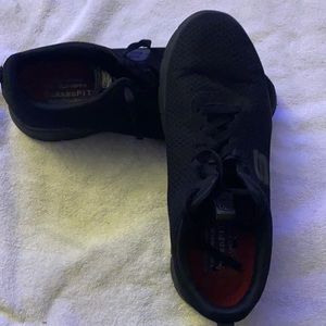 Skechers relaxed fir air cooled 12m shoe